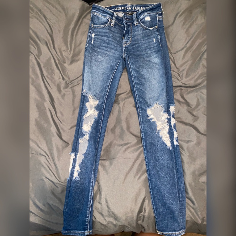 American eagle ripped jeans